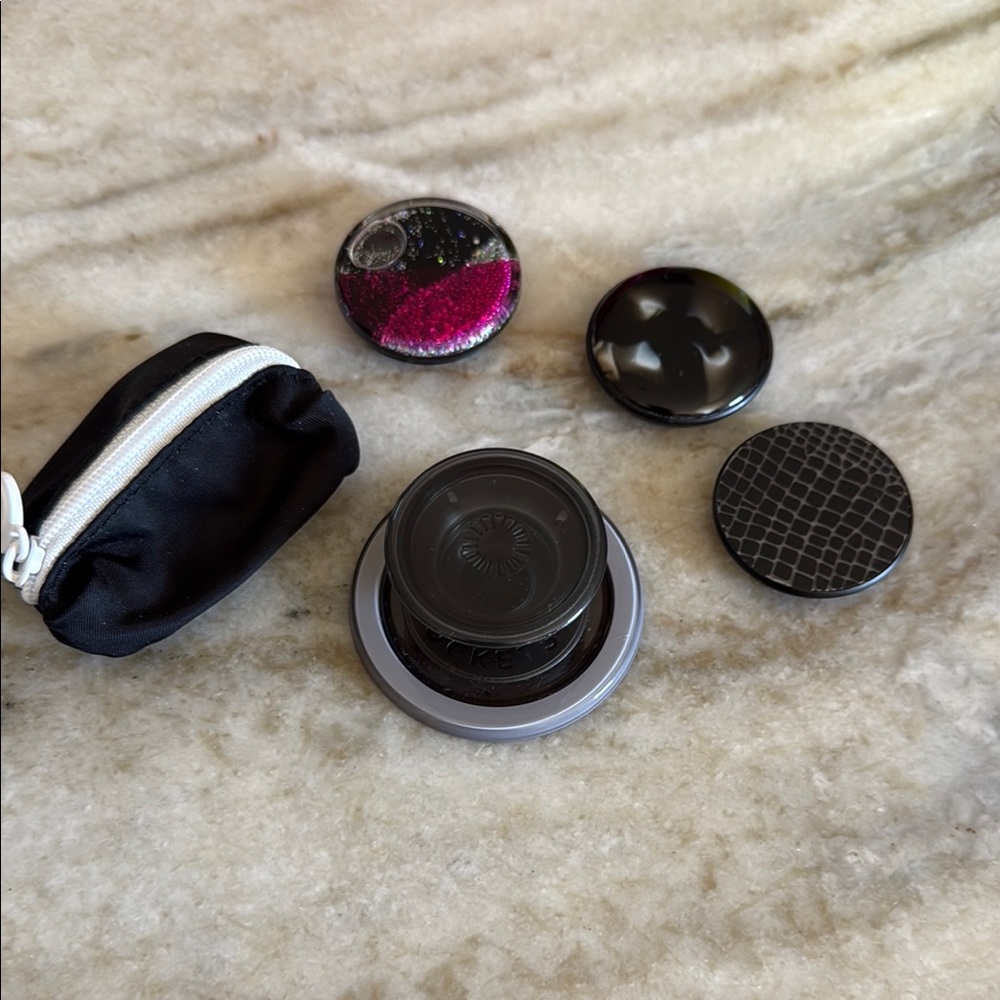 magsafe popsocket with extra tops